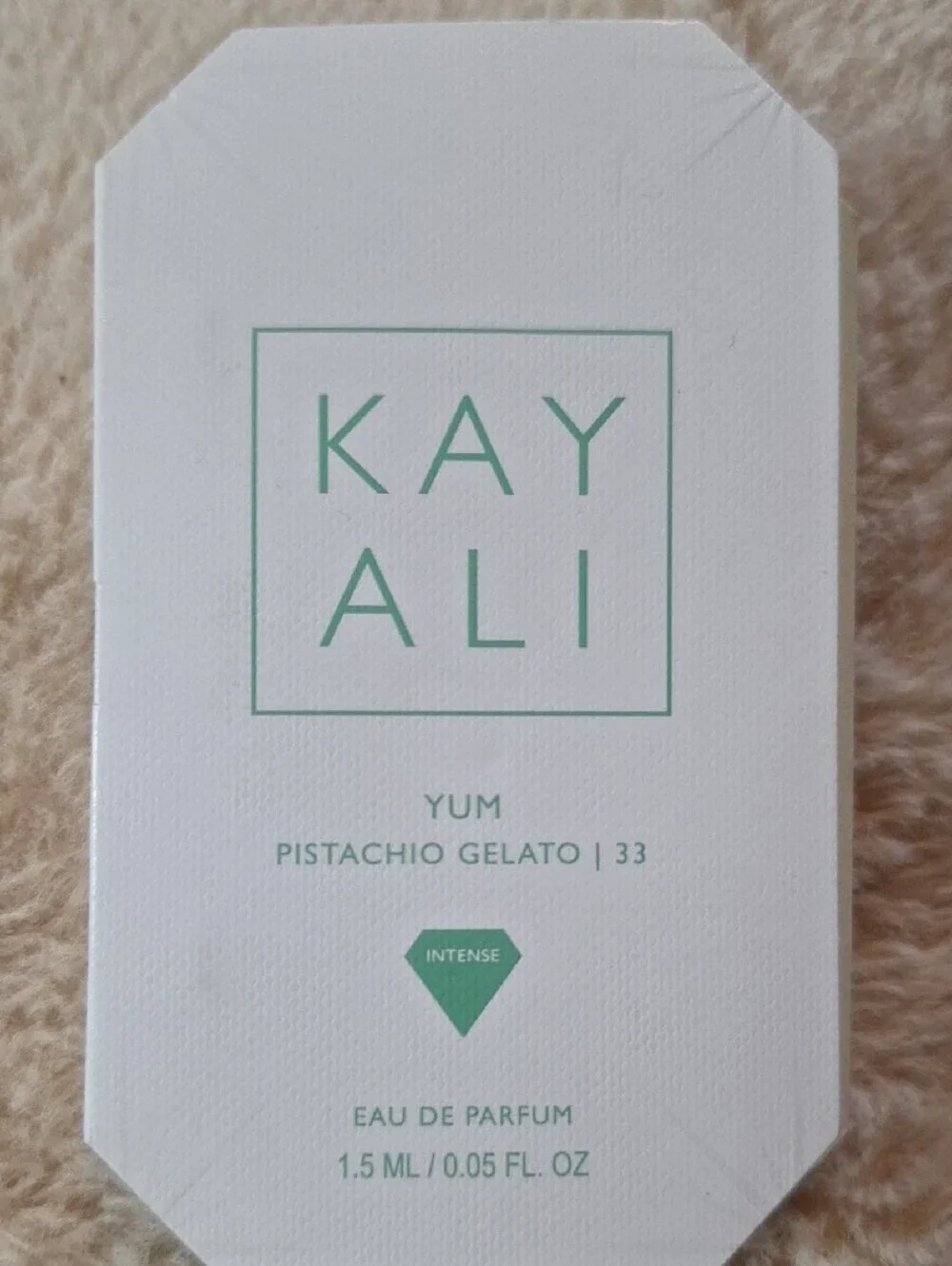 Kayali Women's Eau de Parfum Sample Set - Pink & White